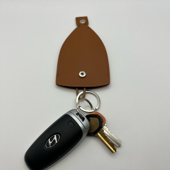 98-HTT New PU Leather Keychain Organizer Snap Close & Four Color Choices - Picture 8 of 12